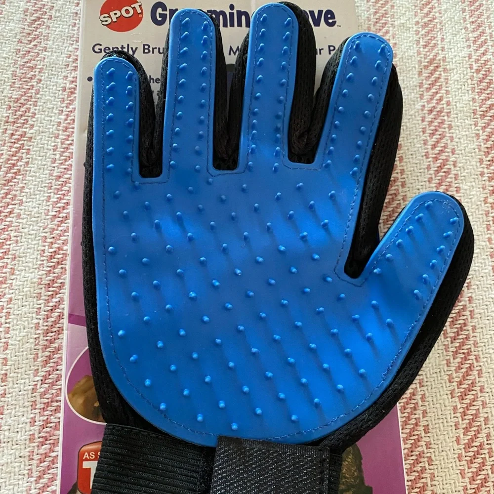 Pet Grooming Glove NEW